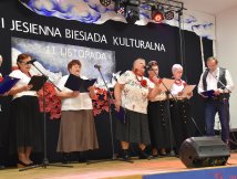  Patriotycznie i na ludowo w Starym Bidaczowie