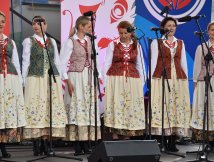 Festiwal Kapel i Śpiewaków Ludowych w Kazimierzu 2025: Zespół Jarzębina z Bukowej na podium!